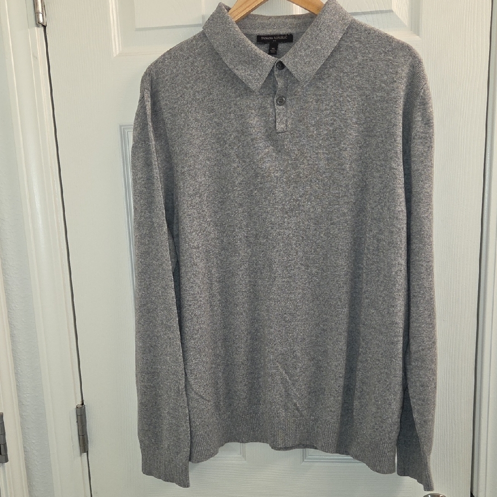Banana Republic Heather Gray Polo Knit Sweater. Mens Size XL.
